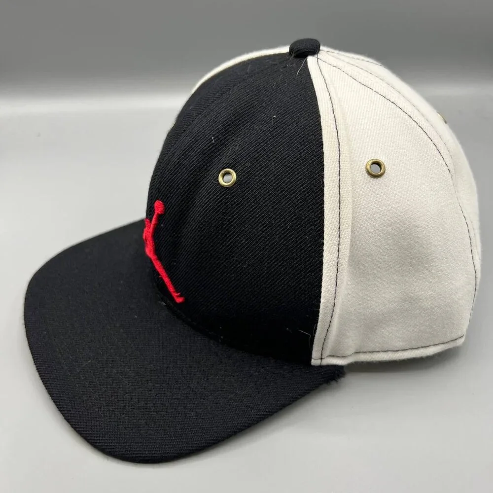 Air Jordan Hat Men Black White Embroidered Red Logo Jumpman Snap‎ Back Cap